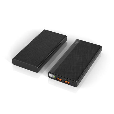 Ein guter Preis. 22.5W Powerbank-Fabrik mit Schnellladung USB und Typ C Ausgang Online